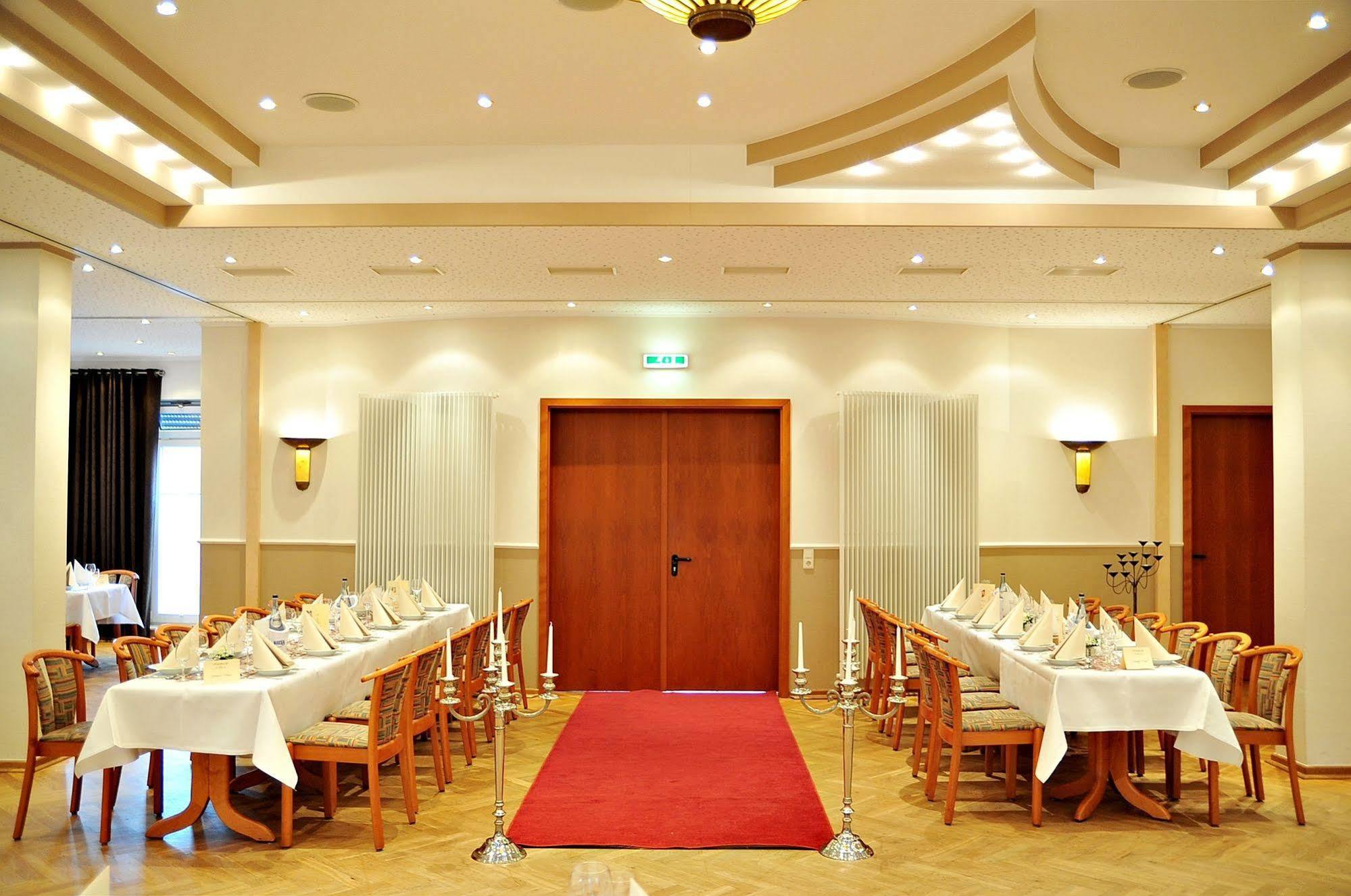 Hotel Restaurant Buergerklause Tapken Garrel Kültér fotó